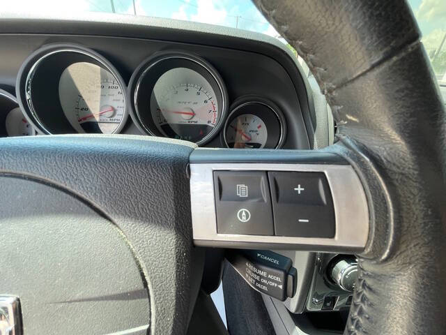 2008 Dodge Challenger SRT8