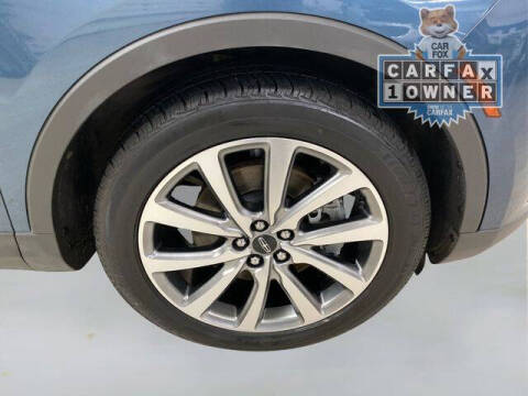 2019 Lincoln Nautilus Select