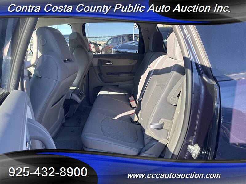 2017 Chevrolet Traverse LS