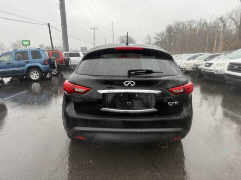 2016 Infiniti QX70
