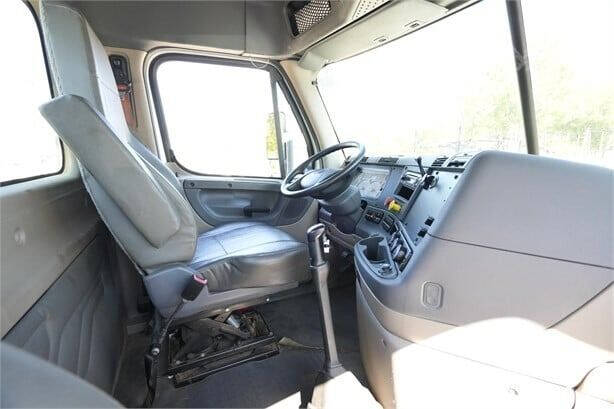 2015 Freightliner Cascadia