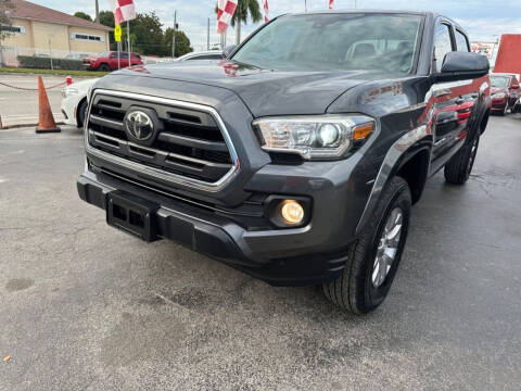 2019 Toyota Tacoma for sale at Molina Auto Sales in Hialeah FL