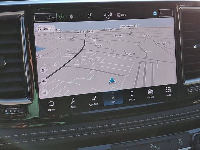 2024 Chrysler Pacifica Plug-In Hybrid Select