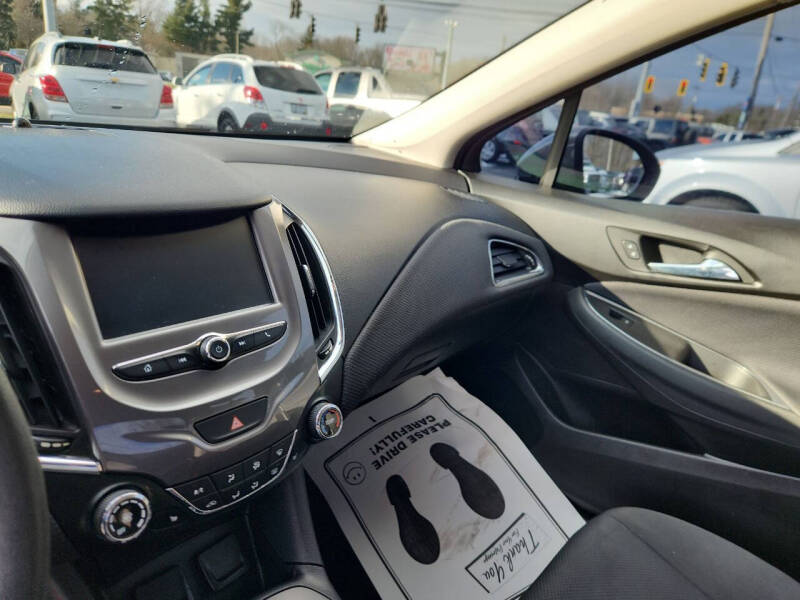 2018 Chevrolet Cruze LT Auto