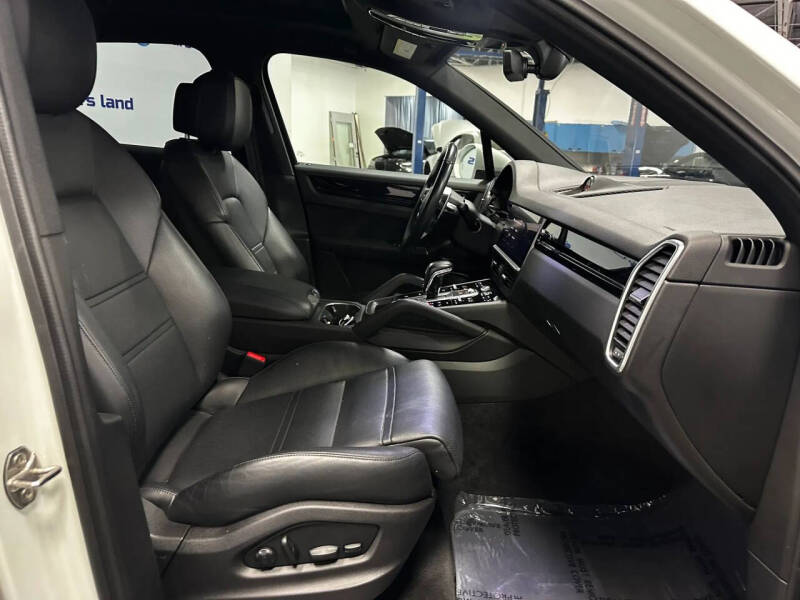 2022 Porsche Cayenne