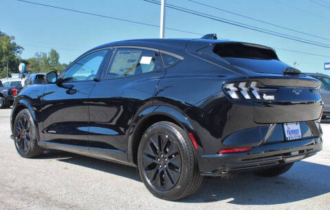 2025 Ford Mustang Mach-E Premium