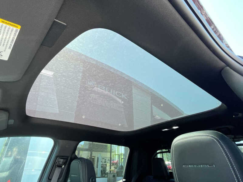 2025 GMC Sierra EV Denali