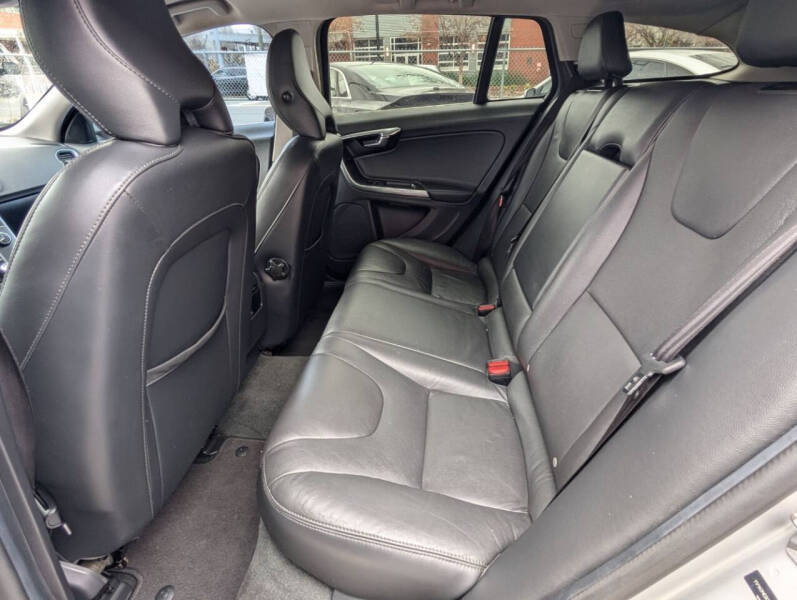 2015 Volvo V60 T5 Drive-E Premier