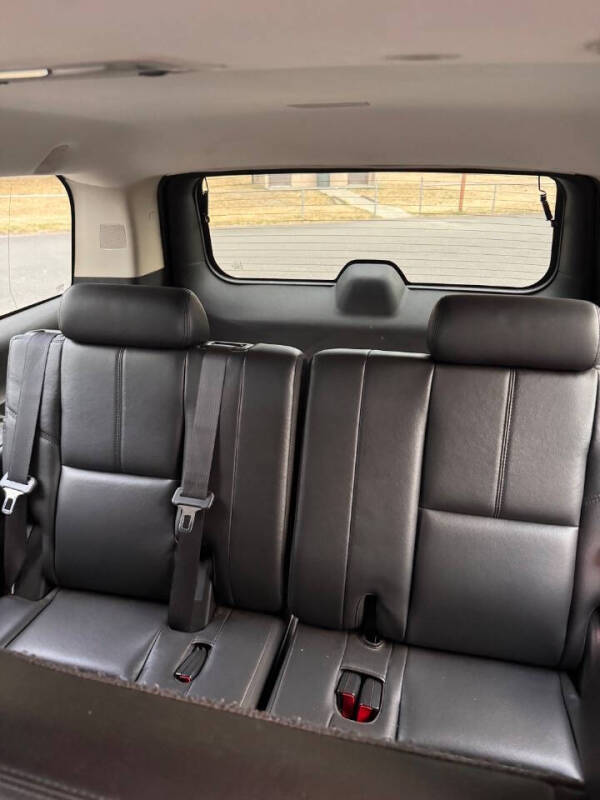 2011 GMC Yukon XL SLT