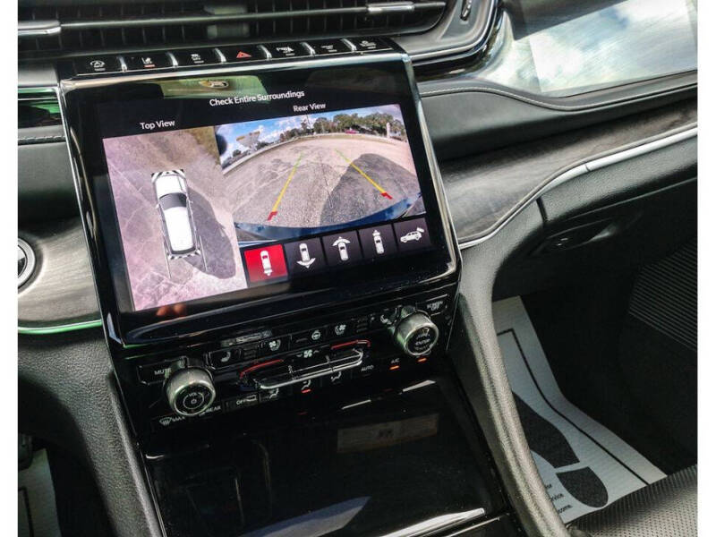 2022 Jeep Grand Cherokee L Overland