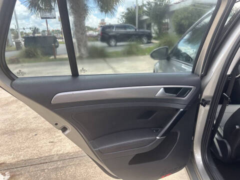 2015 Volkswagen Golf