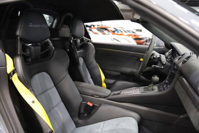 2025 Porsche 718 Boxster Spyder RS