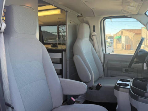 2012 Ford E-Series E-250