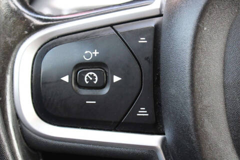 2019 Volvo XC60 T5 Momentum