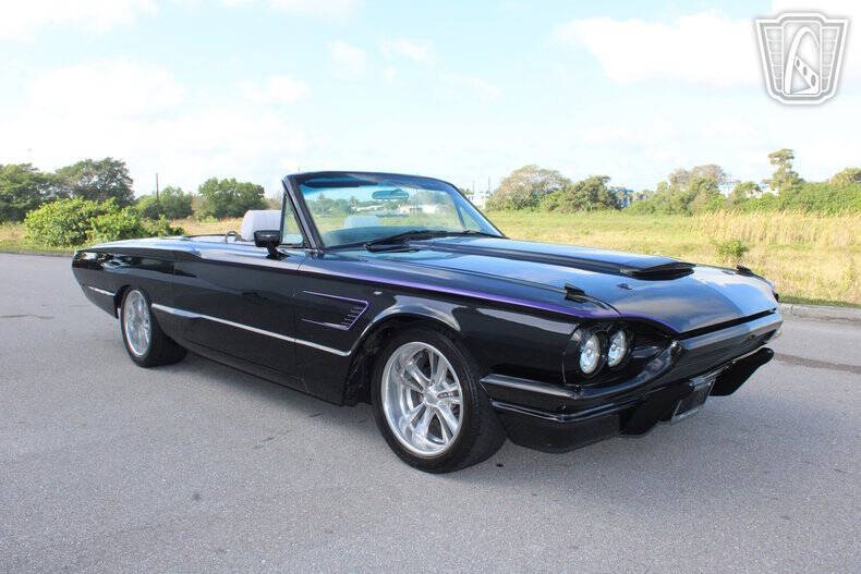 1964 Ford Thunderbird