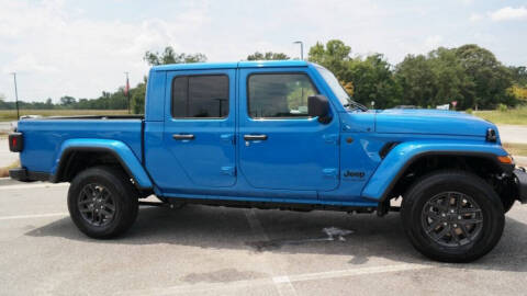 2025 Jeep Gladiator Sport