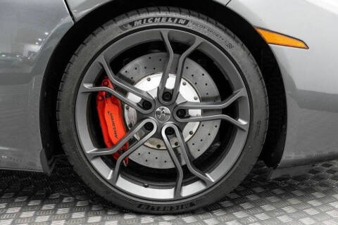 2013 McLaren MP4-12C