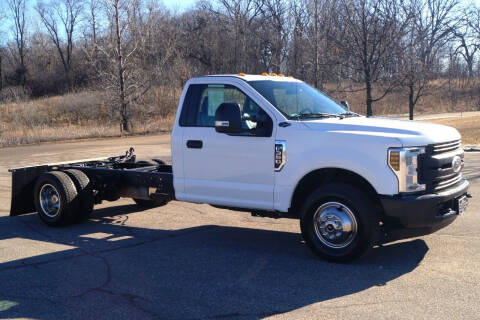 2019 Ford F-350 Super Duty for sale at KA Commercial Trucks, LLC in Dassel MN