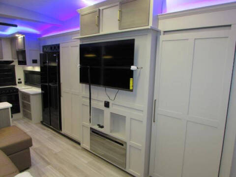 2025 Forest River F320 VIEW