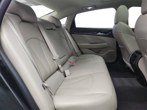 2017 Buick LaCrosse Essence