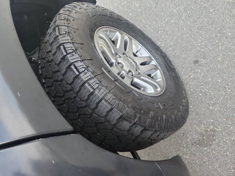 2007 Toyota Sequoia SR5