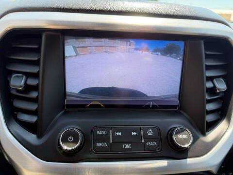 2017 GMC Acadia SLT-1