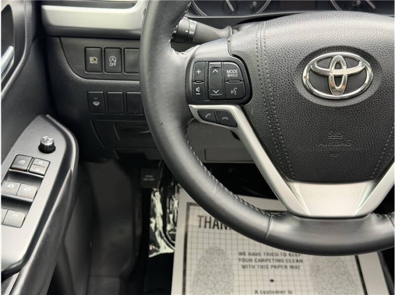 2017 Toyota Highlander