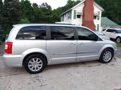 2011 Chrysler Town and Country Touring-L