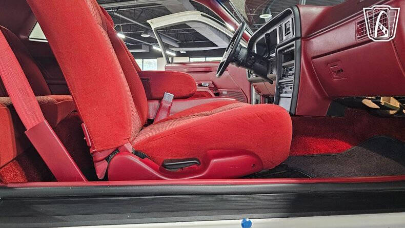 1988 Ford Thunderbird