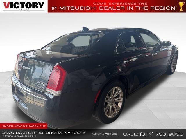 2017 Chrysler 300 C