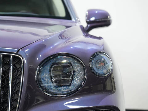 2023 Bentley Bentayga EWB