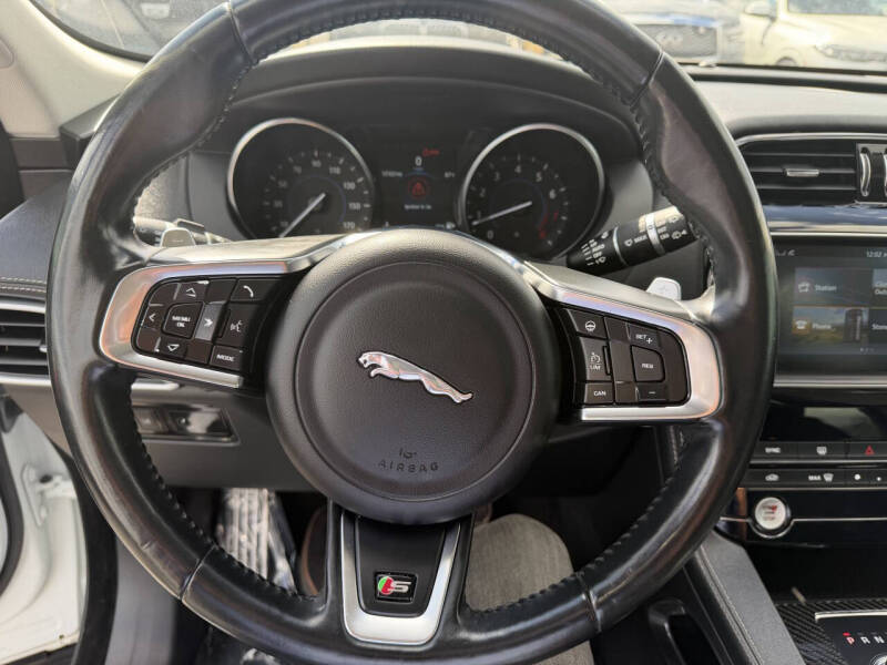 2017 Jaguar F-PACE S
