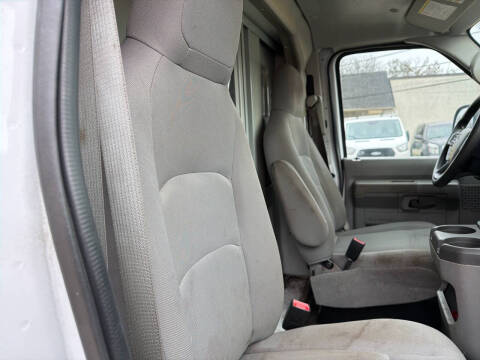 2021 Ford E-Series E-350 SD