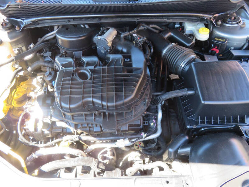 2012 Dodge Avenger R/T