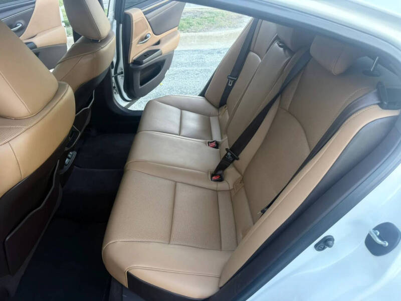 2020 Lexus ES 350