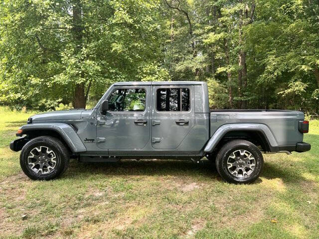 2026 Jeep Gladiator Sahara
