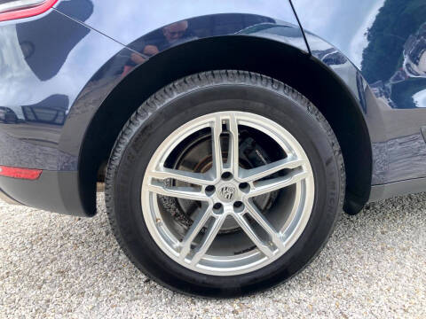 2017 Porsche Macan