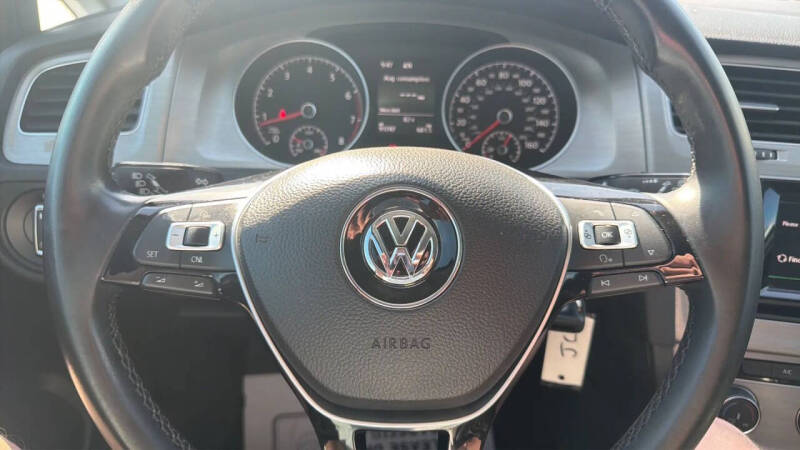2015 Volkswagen Golf