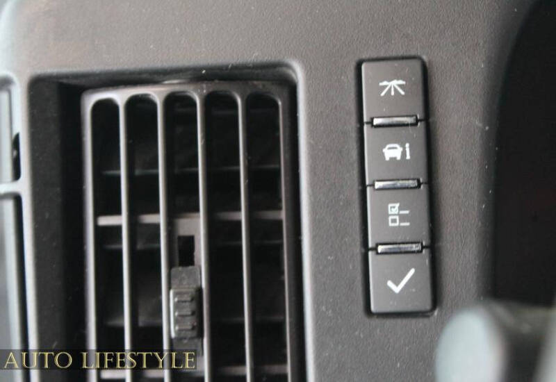 2023 GMC Savana 2500