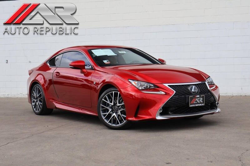 2017 Lexus RC 350's photo