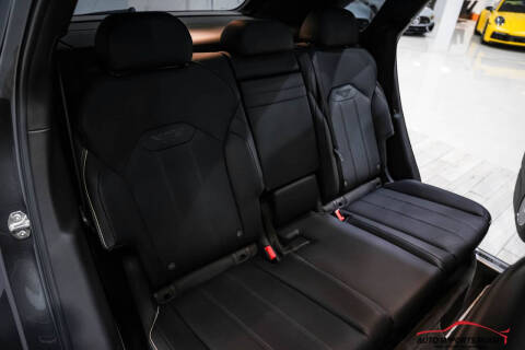 2021 Bentley Bentayga V8