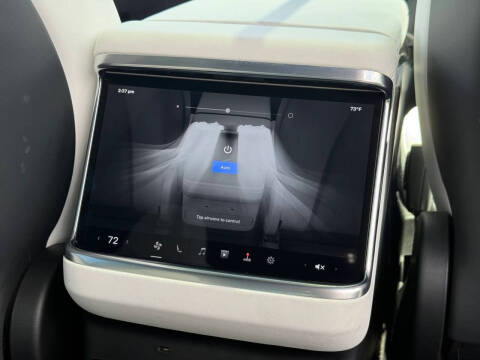 2022 Tesla Model X Plaid