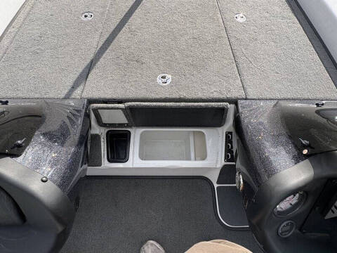 2017 Phoenix 919 ProXP