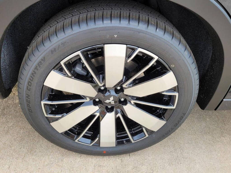 2026 Mitsubishi Outlander SEL