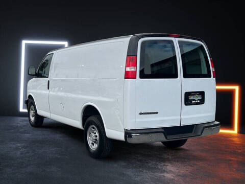 2018 Chevrolet Express 2500