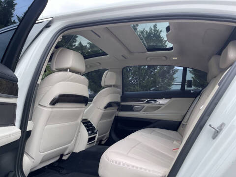 2016 BMW 7 Series 740i