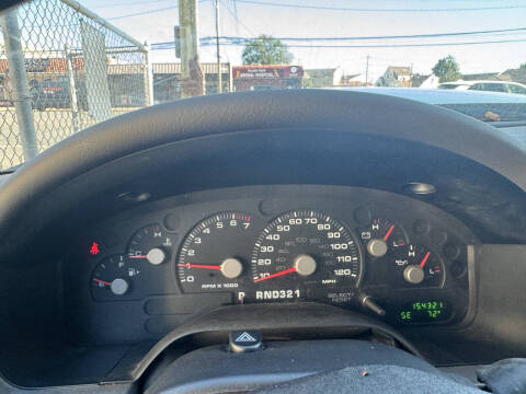 2003 Ford Explorer XLT