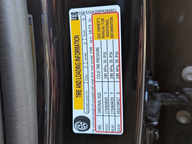 2023 GMC Yukon XL SLT