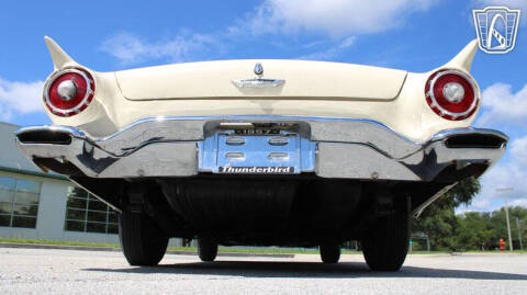 1957 Ford Thunderbird