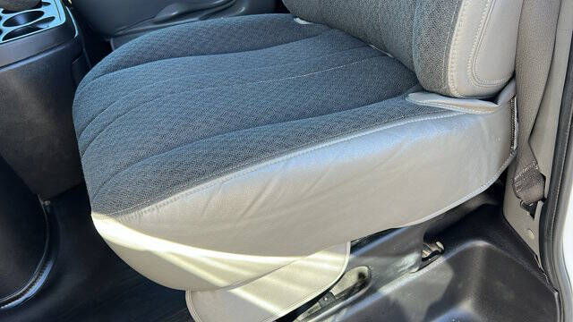 2023 Chevrolet Express 2500